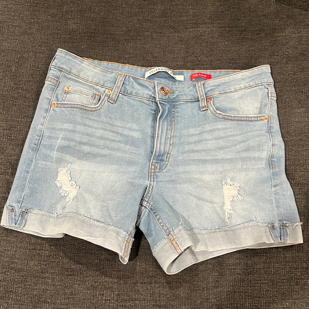 Light wash denim shorts size 11